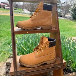 Timberland Wheat Nubuck Lace-Up Work Boots with Black Collar